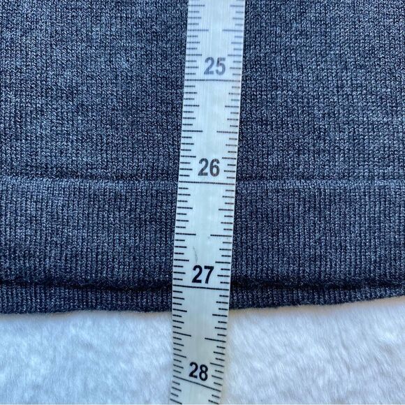 Agave Denim Crew Neck Long Sleeve Gray Lexington Fine Gauge Knit Sweater. Size M - Picture 11 of 13